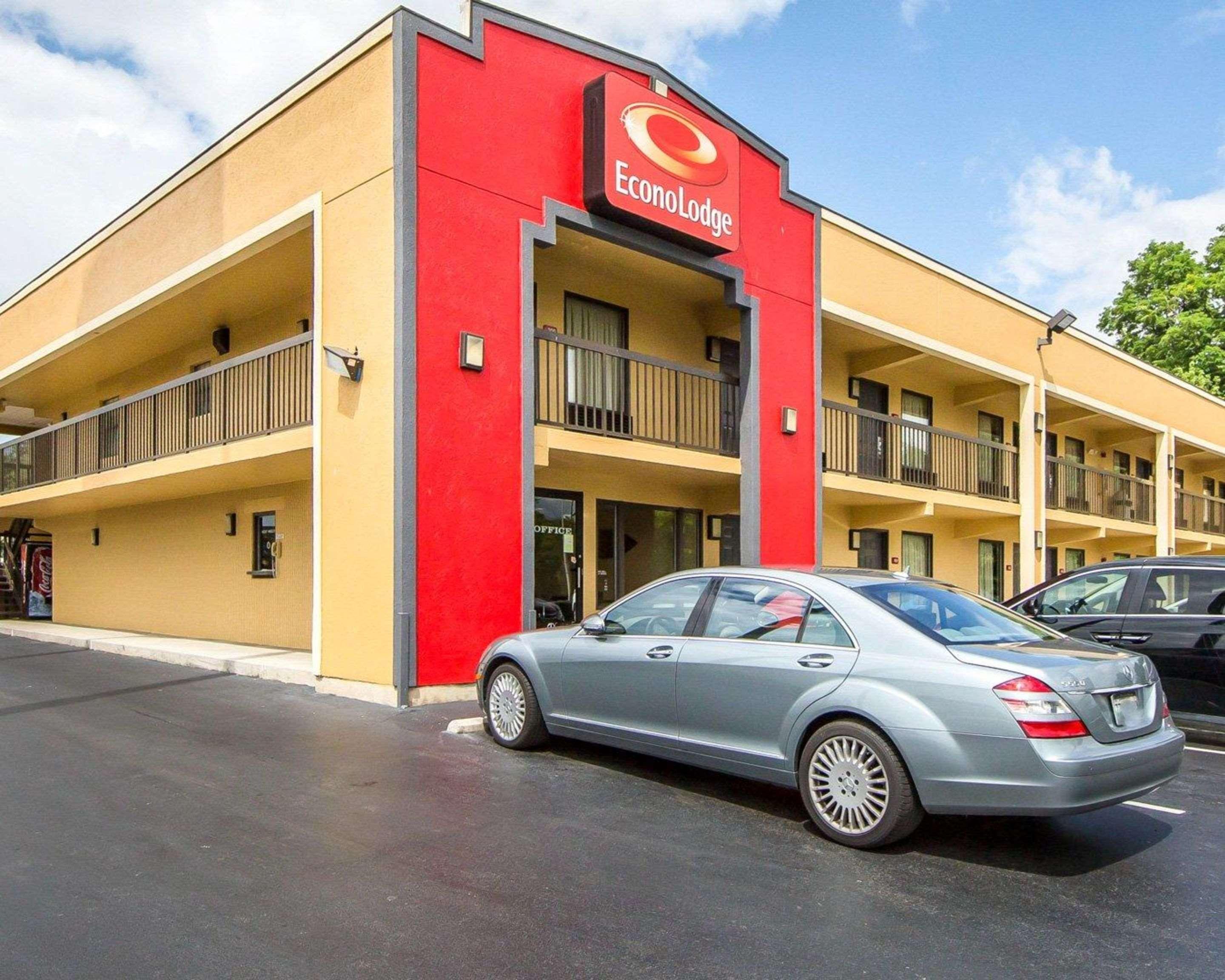 Econo Lodge North Ноксвілл Екстер'єр фото