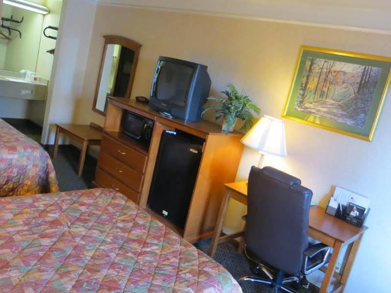 Econo Lodge North Ноксвілл Екстер'єр фото